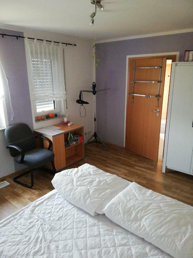 Privatunterkunft Gaestehaus Querenhorst